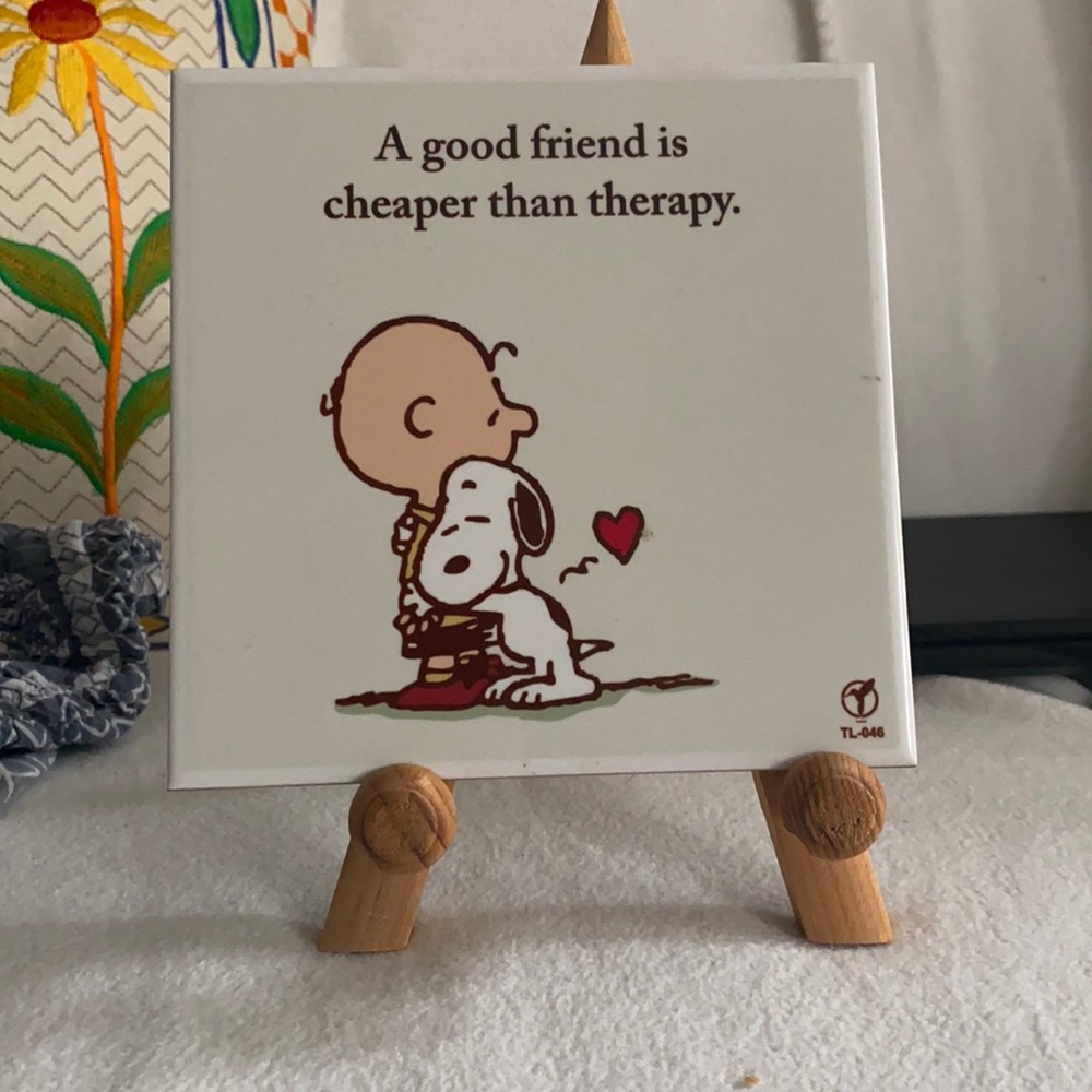 Shelf decor with stand